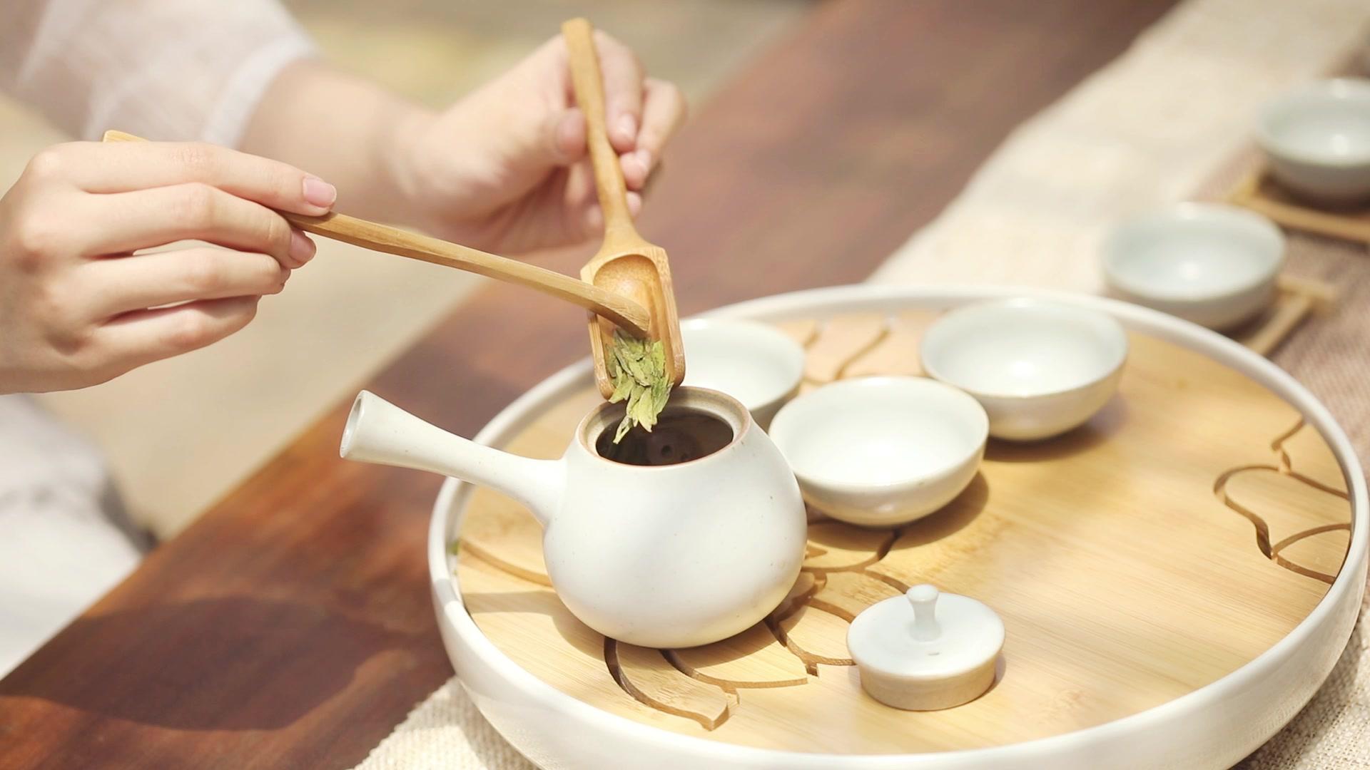 沏茶.jpg